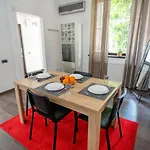 Cozy & Spacious Flat Near Victoriei Square Apartment Bucharest