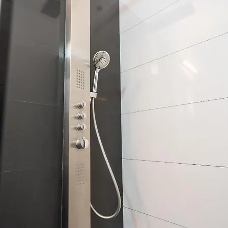 Cozy & Spacious Flat Near Victoriei Square Apartment Bucharest
