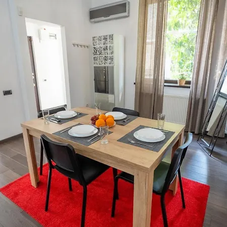 Cozy & Spacious Flat Near Victoriei Square Apartment Bucharest