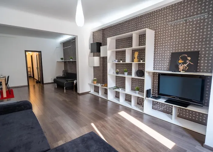 Cozy & Spacious Flat Near Victoriei Square * Bucarest