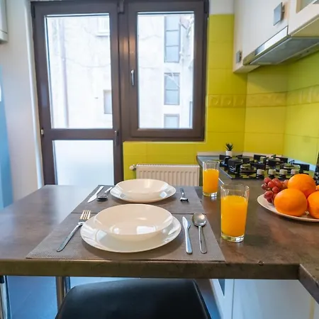 Cozy & Spacious Flat Near Victoriei Square Apartment Bukarest