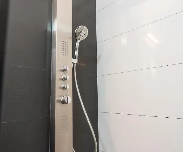 Cozy & Spacious Flat Near Victoriei Square Apartment Bukarest